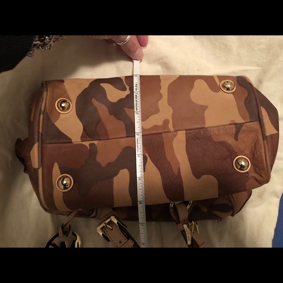 Michael Kors brown camo print Handbag - Picture 8 of 9